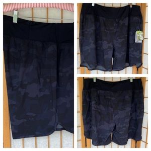 Libin Athletic Activewear Camo Shorts SZ XXL NWT